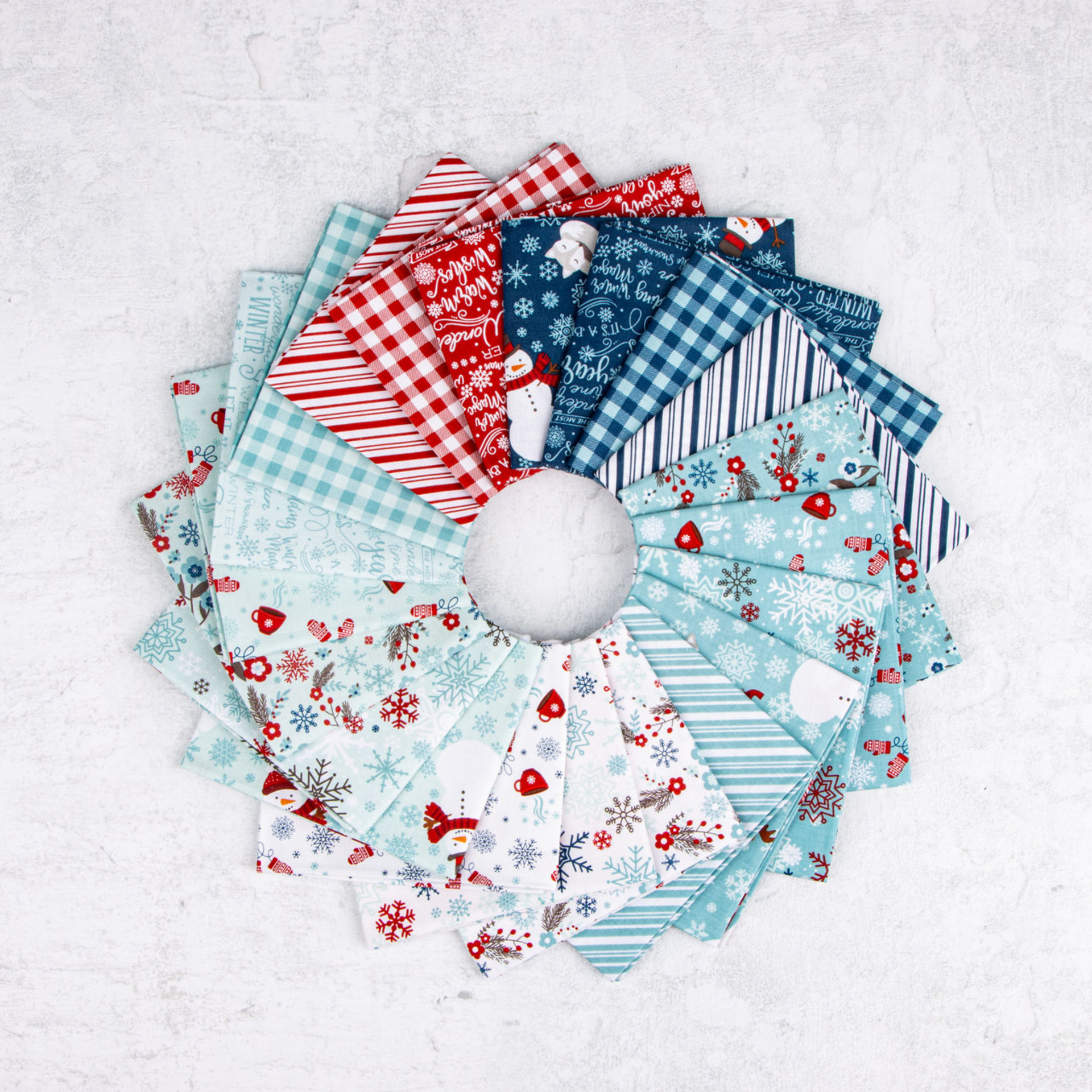 Riley Blake A Perfect Winter Fat Quarter Bundle by Lori Whitlock - 21 Fabrics