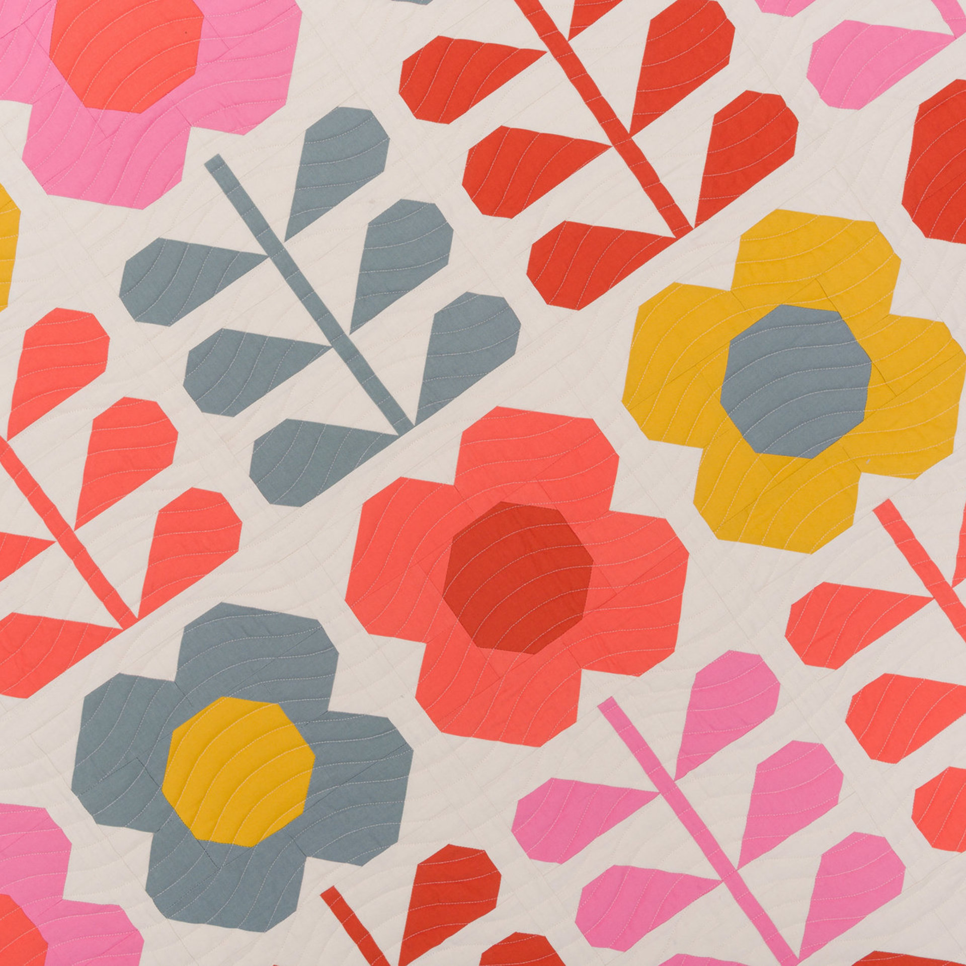 Hello Spring Quilt Pattern, Traditionally Pieced, Advanced Beginner Sewist, Pen + Paper Patterns (Paper Pattern)