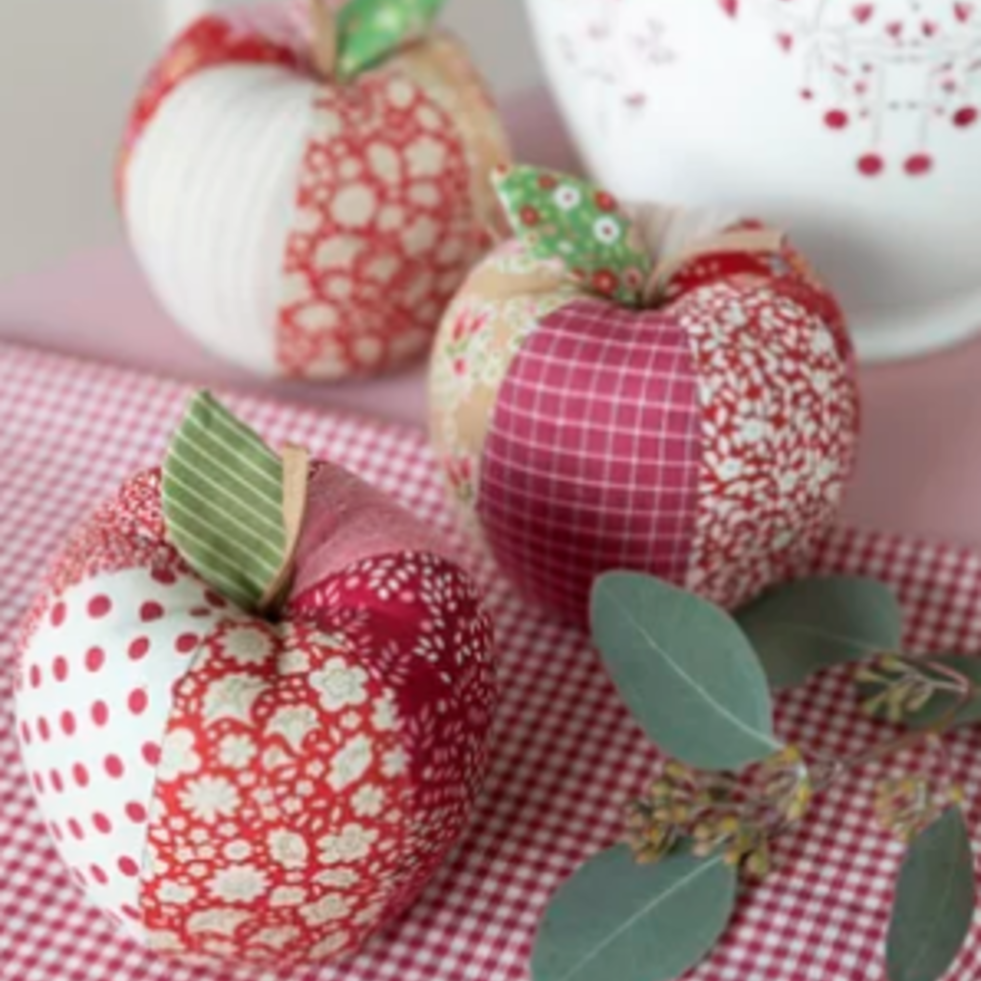 Tilda Winter Creating Memories Fat Eighth Bundle, Reds and Greens - 16 Fabrics